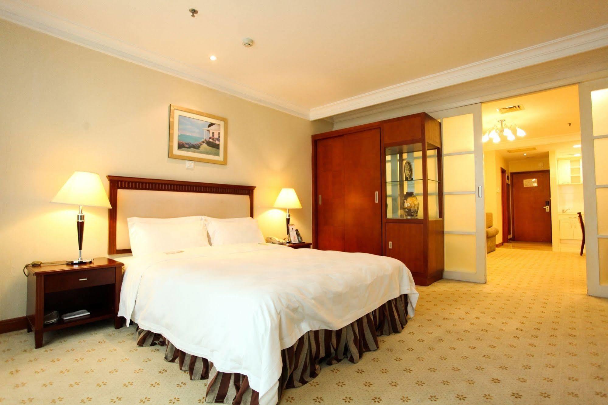 Shenzhen Dongmen Metropark Suites Hotel Esterno foto
