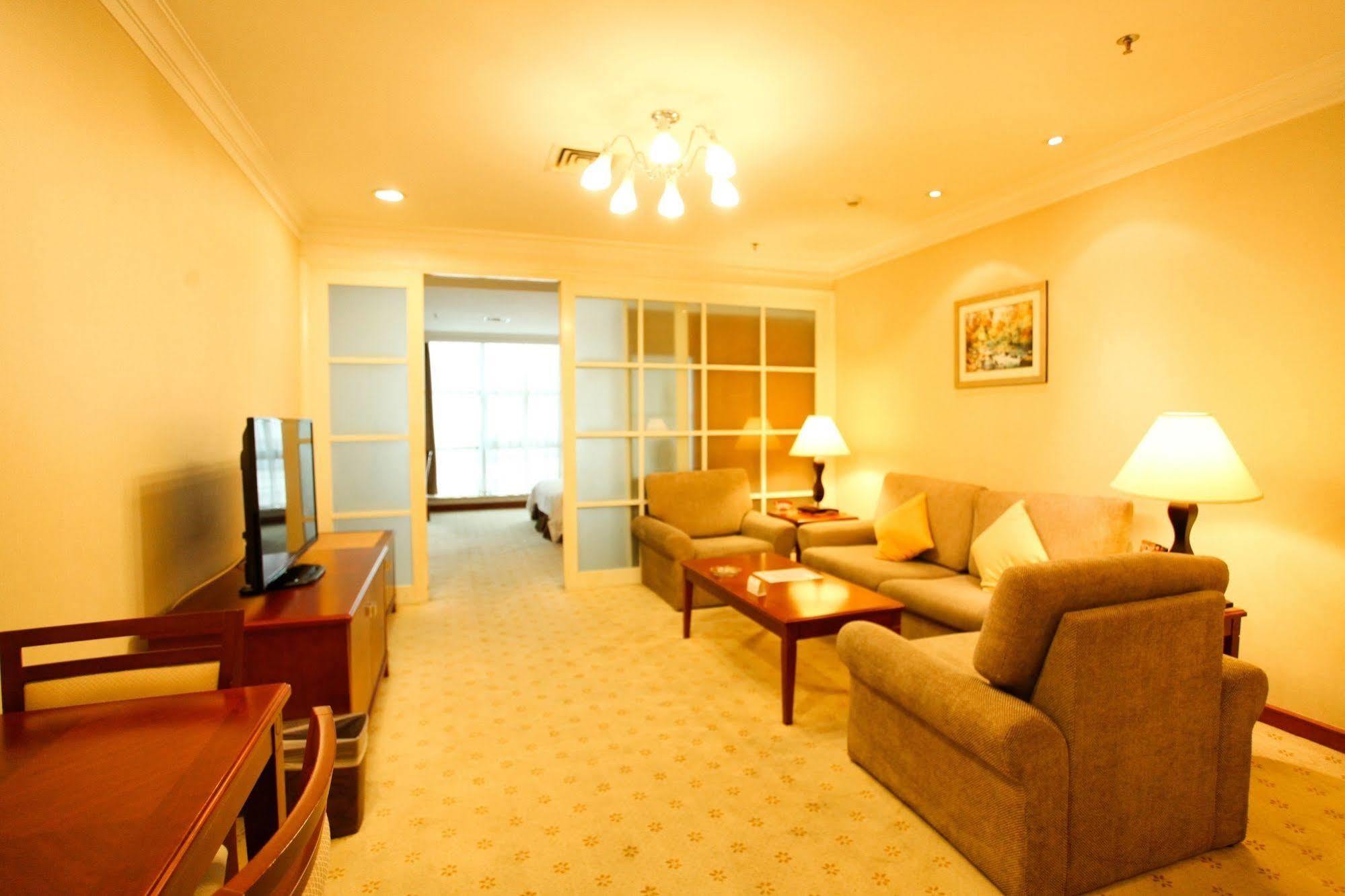 Shenzhen Dongmen Metropark Suites Hotel Esterno foto