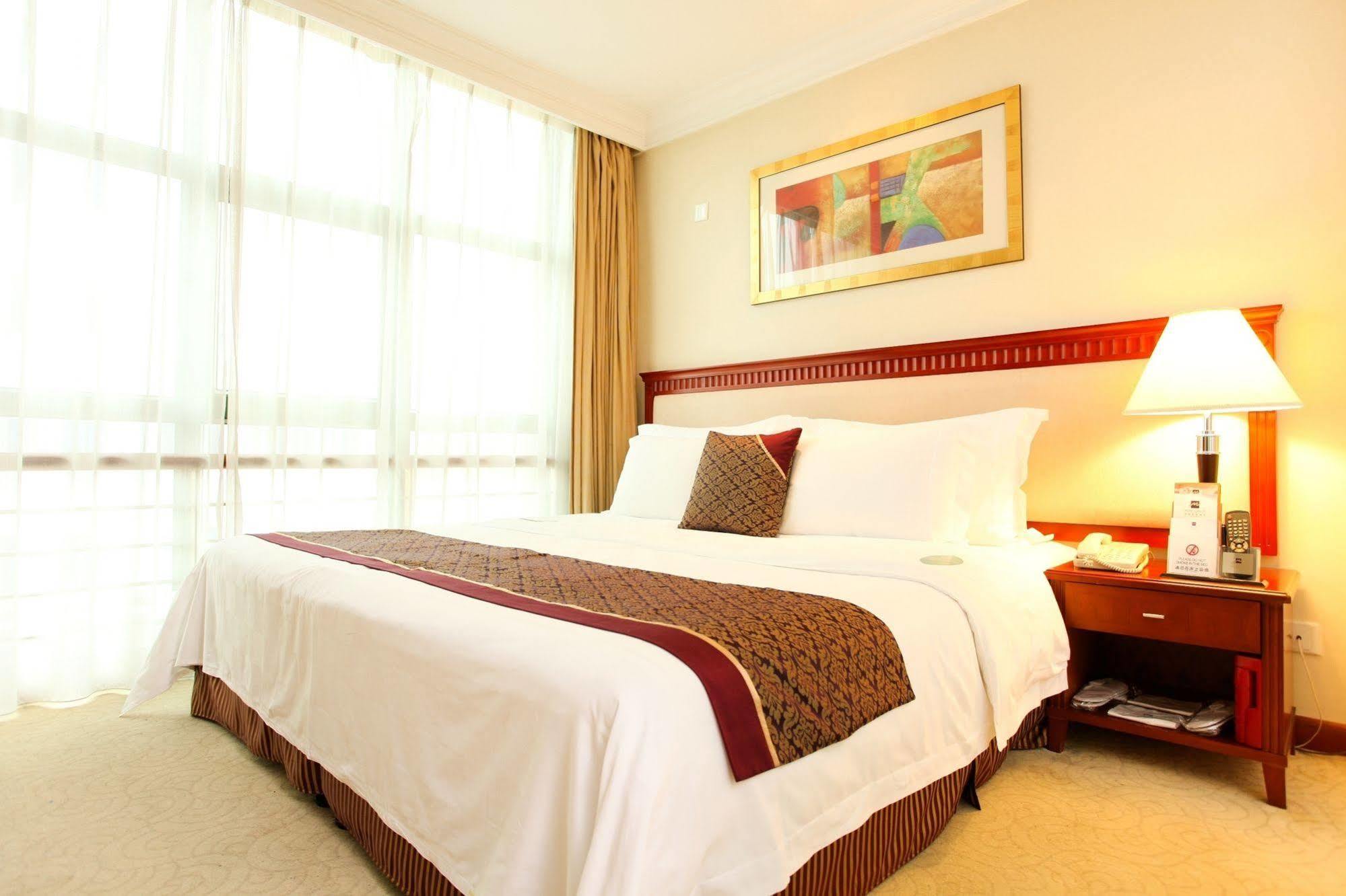 Shenzhen Dongmen Metropark Suites Hotel Esterno foto
