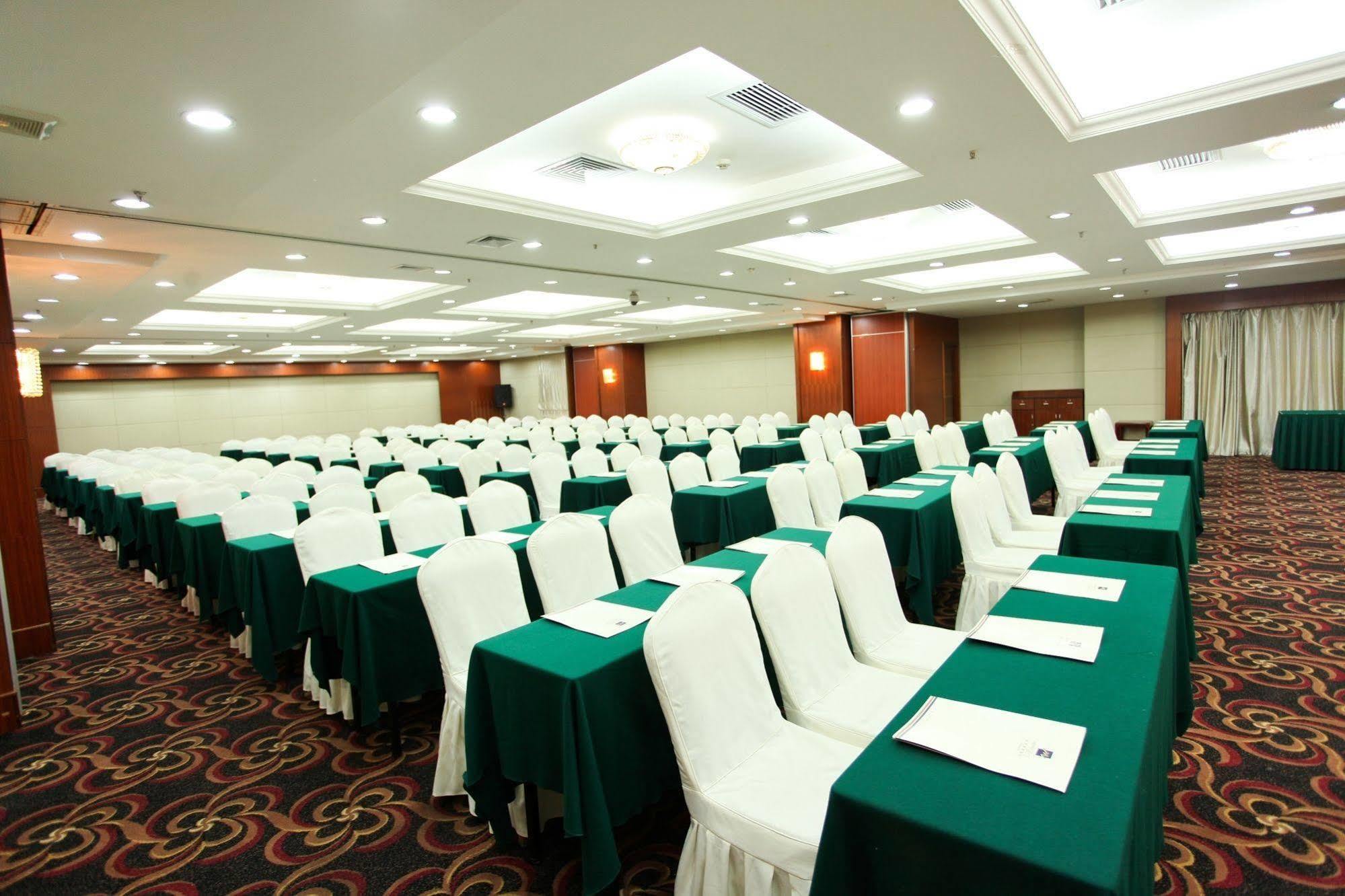 Shenzhen Dongmen Metropark Suites Hotel Esterno foto