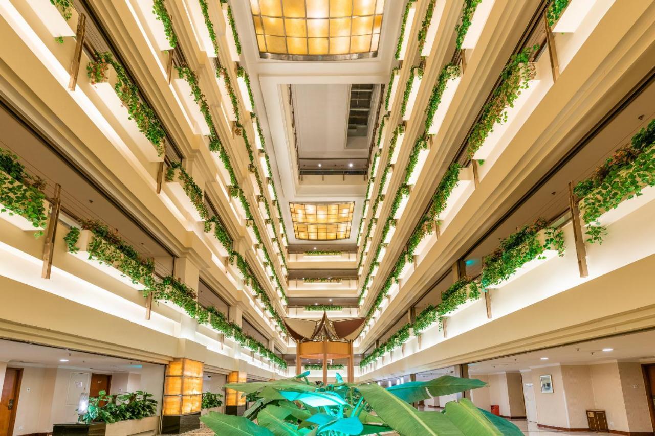Shenzhen Dongmen Metropark Suites Hotel Esterno foto